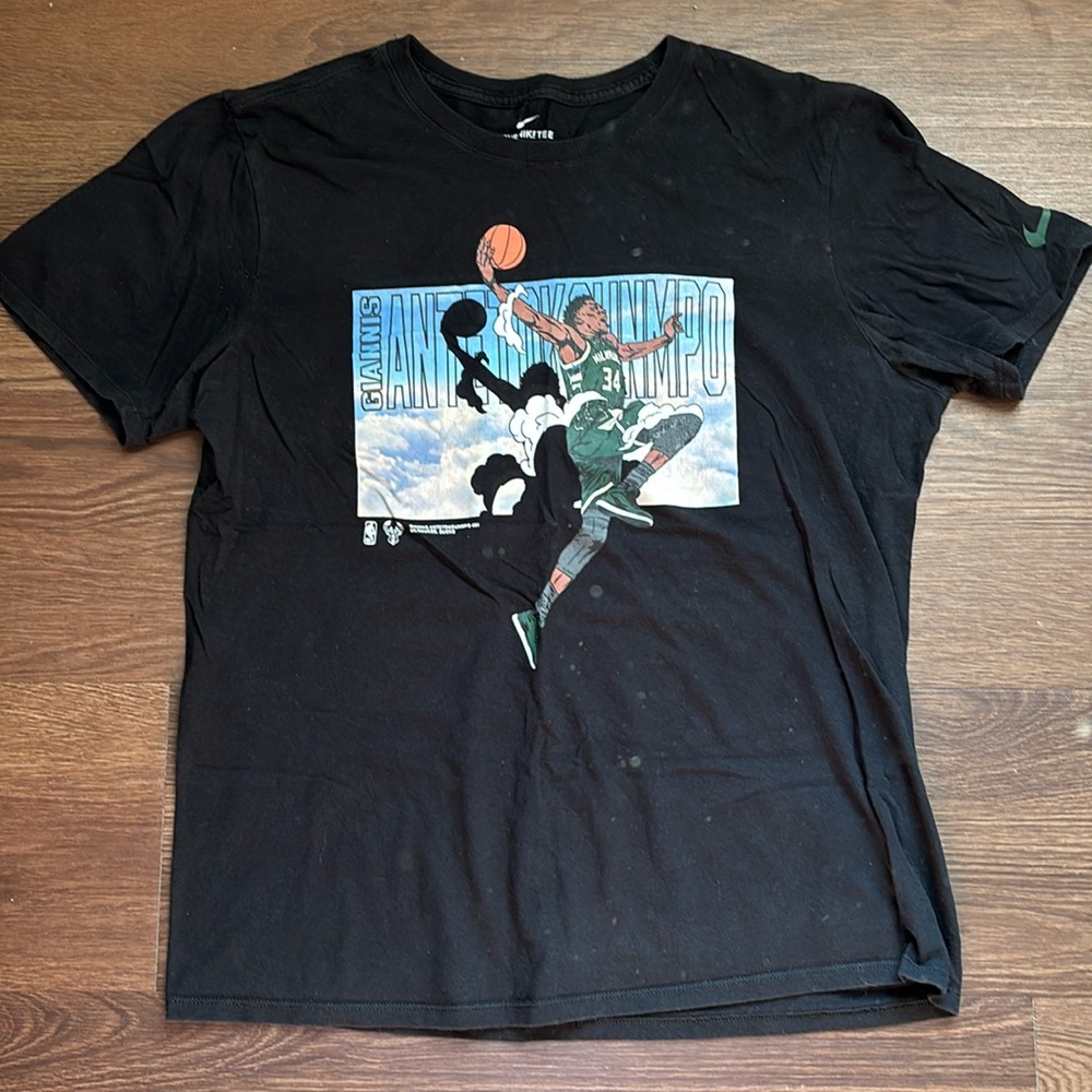 Giannis Antetokounmpo T-Shirt